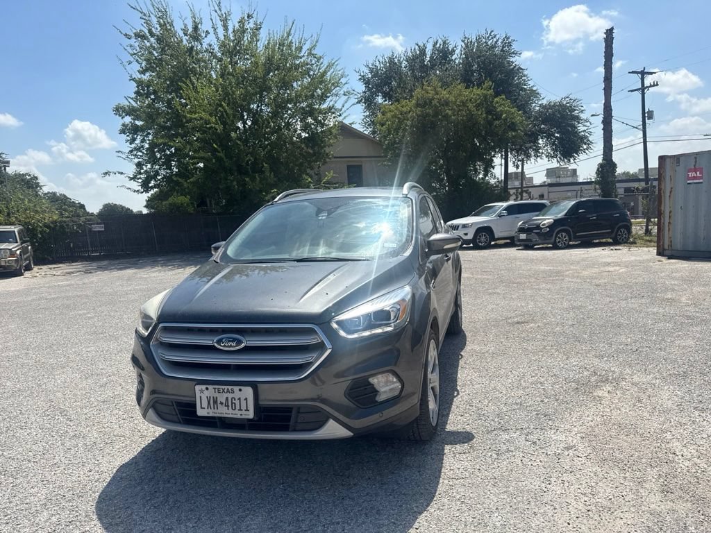Used 2019 Ford Escape Titanium FWD image 2