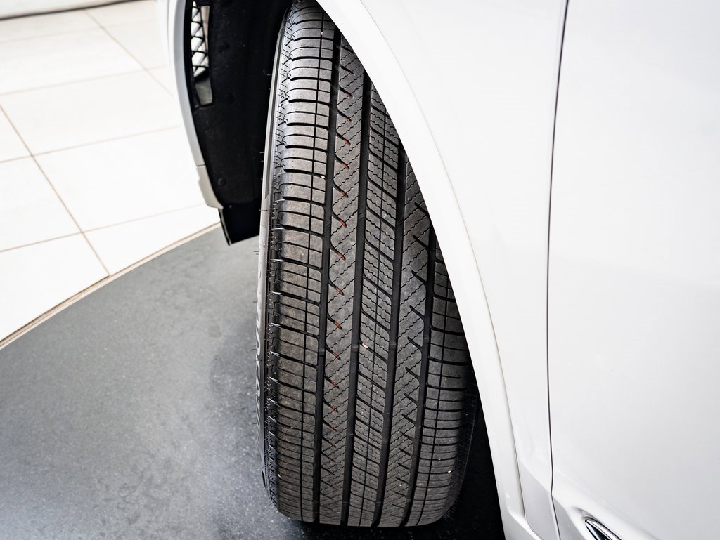 Certified 2025 Acura MDX SH-AWD w/ Advance Package image 38