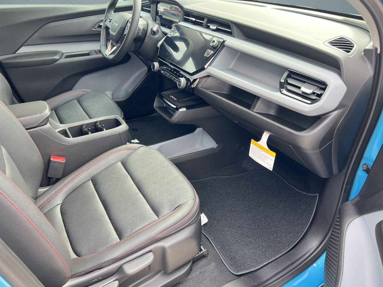 New 2027 Chevrolet Bolt RS w/ Technology Package image 31