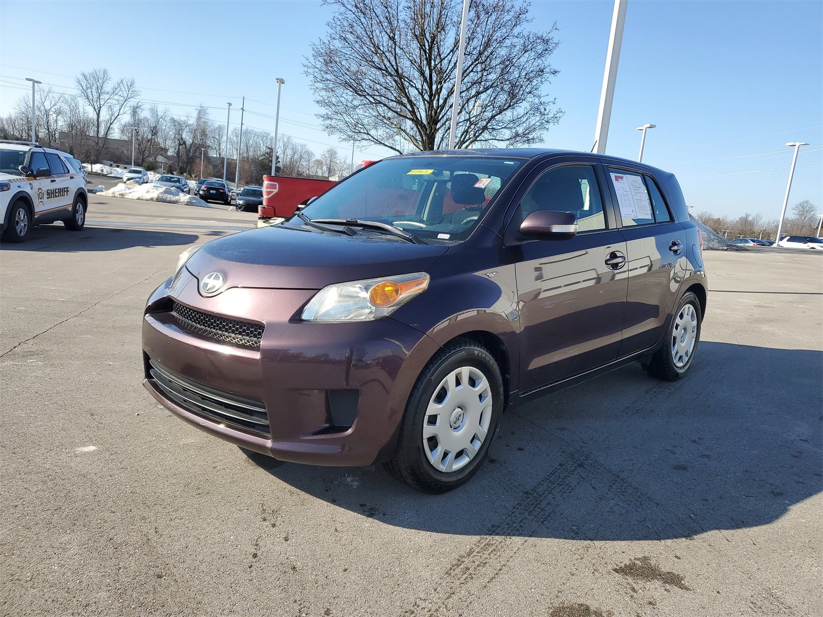 Used 2014 Scion xD image 2