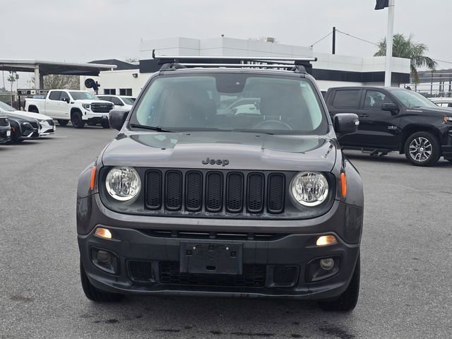 Used 2016 Jeep Renegade Latitude image 2