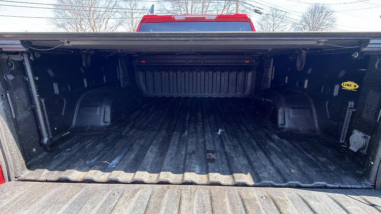 Used 2022 GMC Sierra 1500 SLT w/ Max Trailering Package image 10