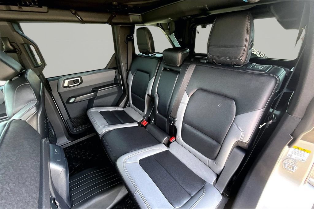 Used 2024 Ford Bronco Black Diamond AWD/4WD image 26