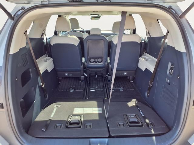 New 2026 Kia Carnival SX FWD image 18