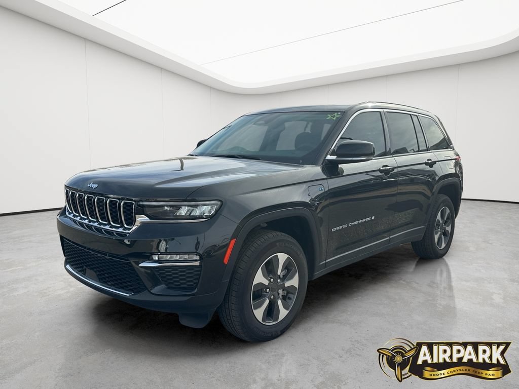 New 2023 Jeep Grand Cherokee 4WD 4xe image 9