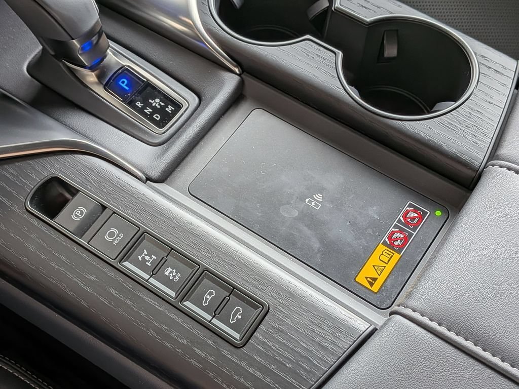 New 2025 Lexus LX 700h Luxury w/ Appearance Package AWD/4WD image 24
