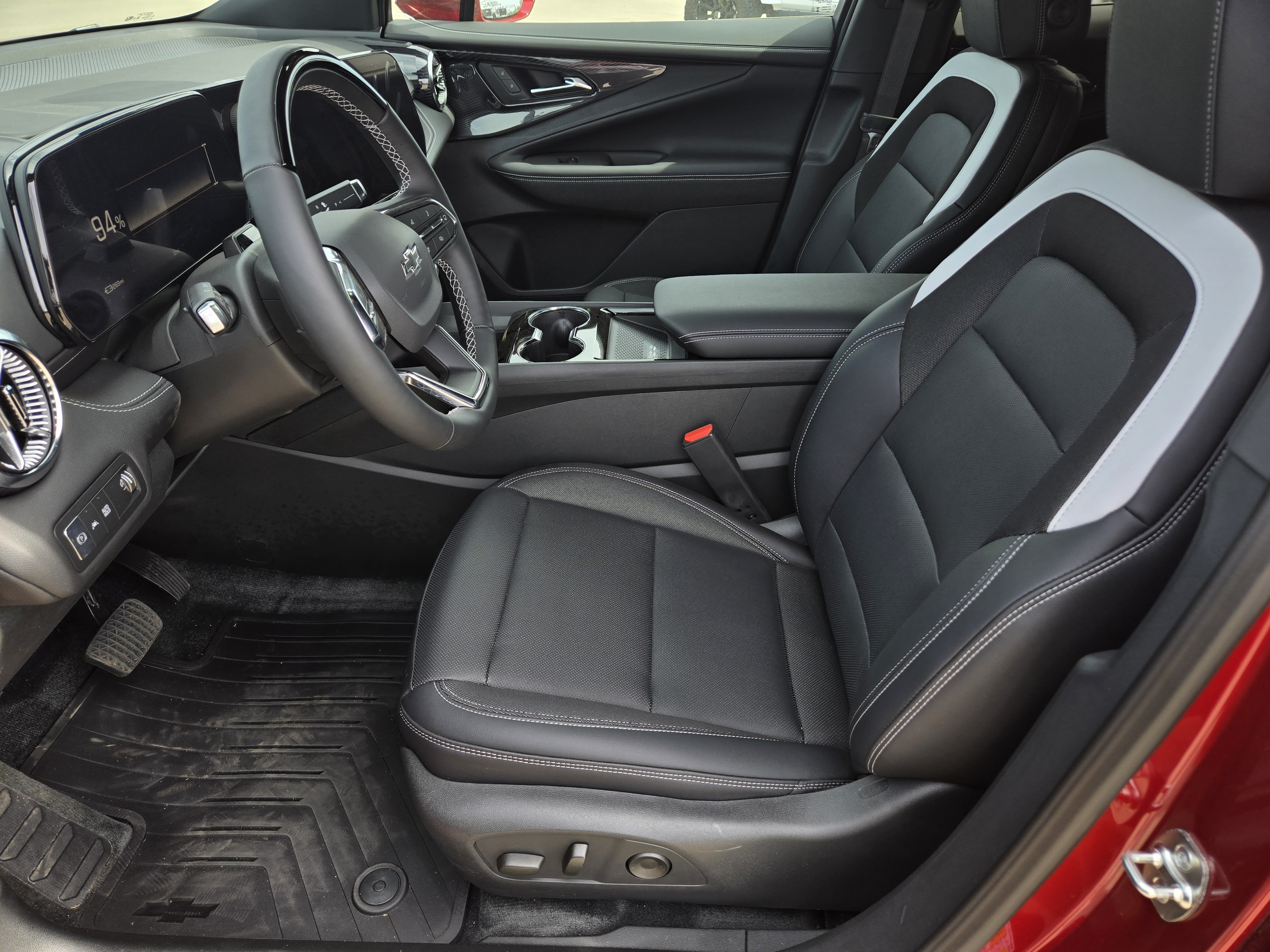 New 2026 Chevrolet Blazer EV LT w/ Super Cruise Package AWD/4WD image 17