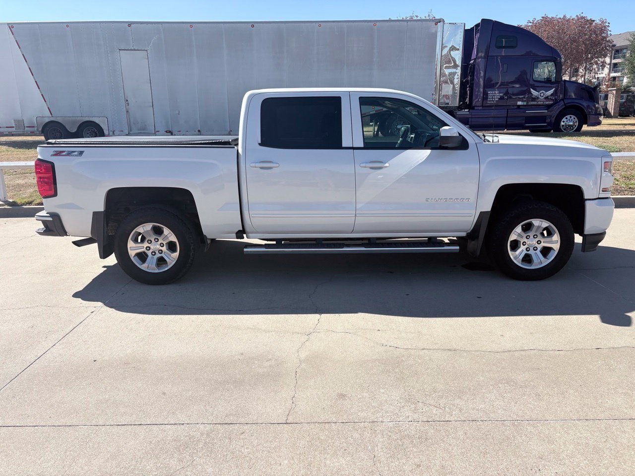 Used 2017 Chevrolet Silverado 1500 LT w/ All Star Edition AWD/4WD image 3