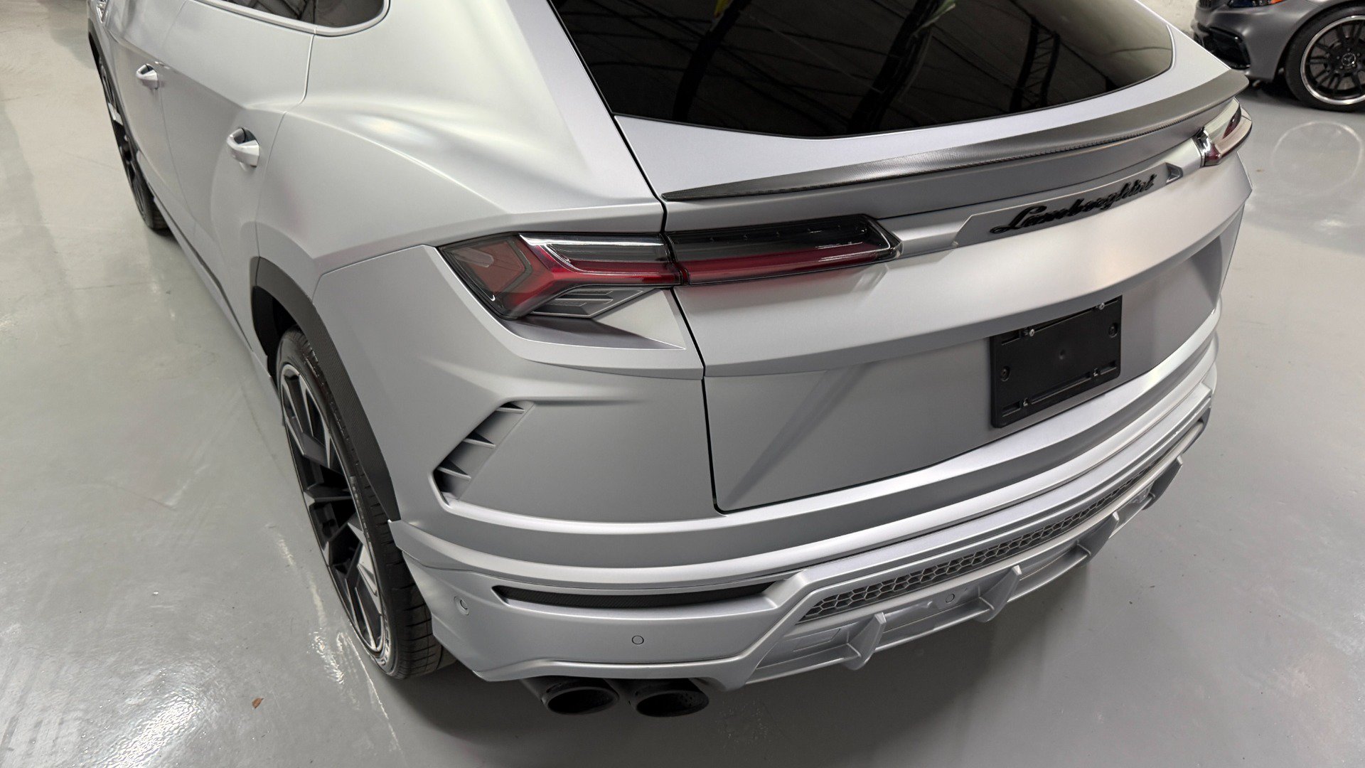 Used 2022 Lamborghini Urus AWD/4WD image 22