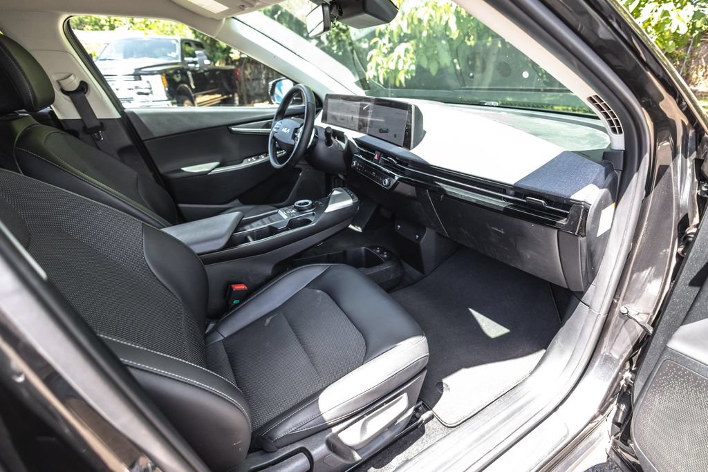 Used 2024 Kia EV6 Light AWD/4WD image 22