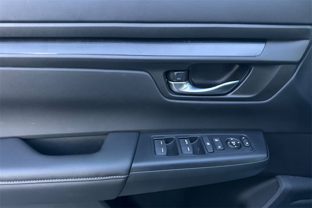 Certified 2025 Honda CR-V LX image 11