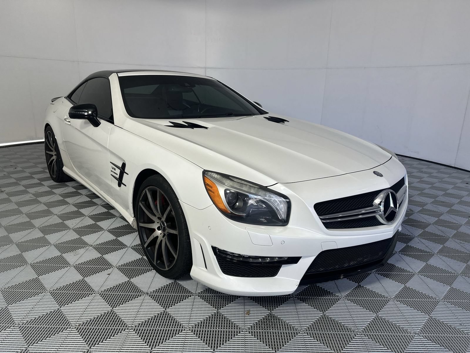 Used 2016 Mercedes-Benz SL 63 AMG image 2