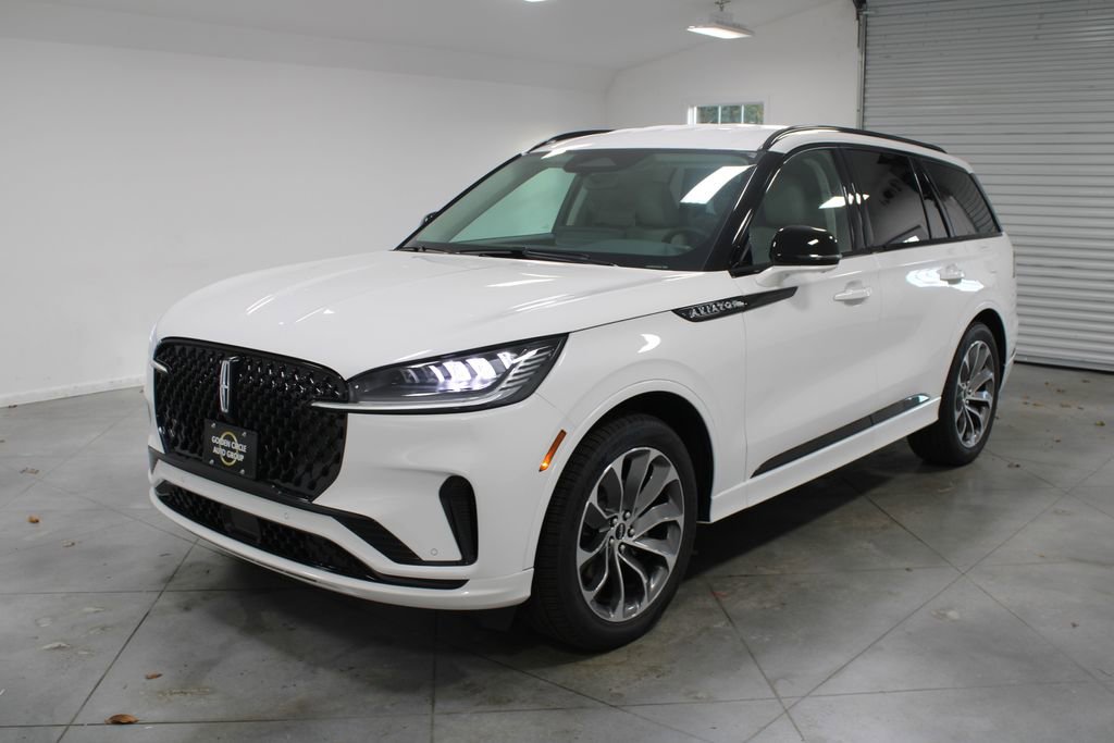 New 2026 Lincoln Aviator 2WD w/ Jet Appearance Package image 3