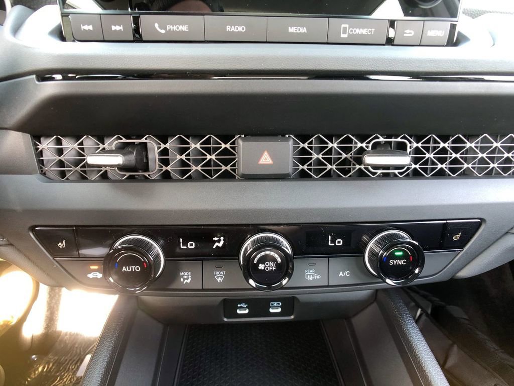 New 2025 Honda Accord SE image 20