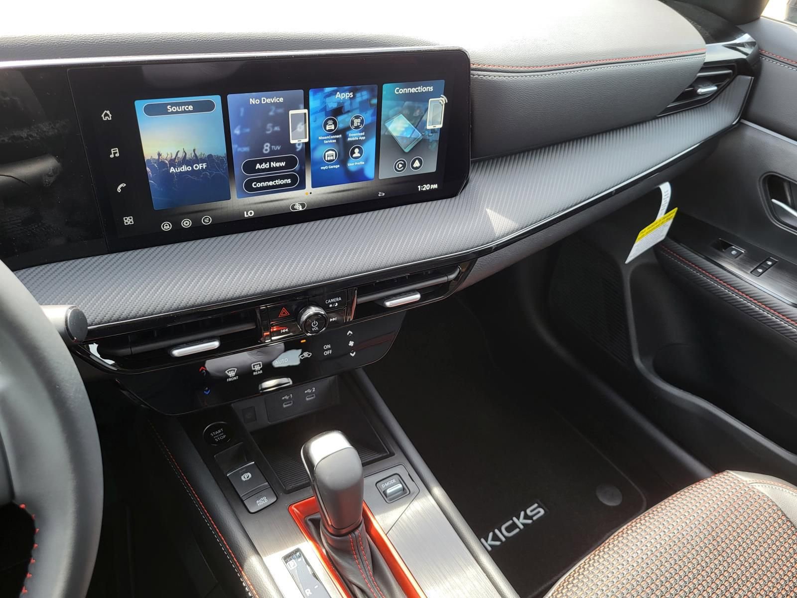 New 2026 Nissan Kicks SR FWD image 3