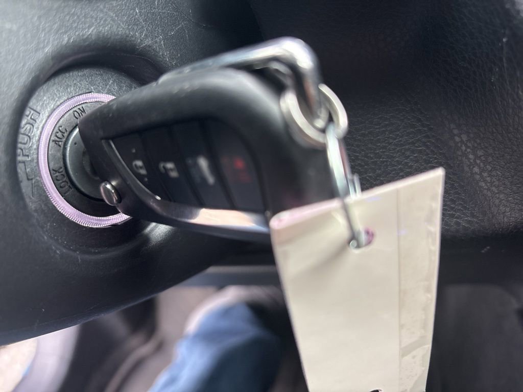 Used 2024 Toyota Camry SE w/ Cold Weather Package FWD image 16