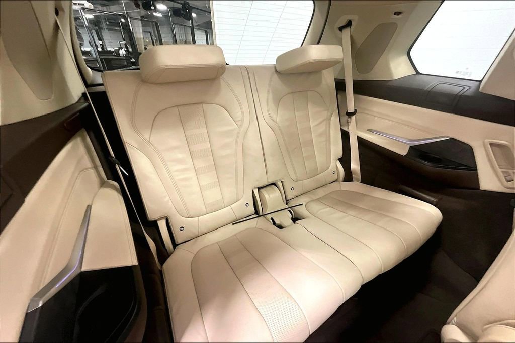 Used 2019 BMW X7 xDrive50i w/ Premium Package image 30