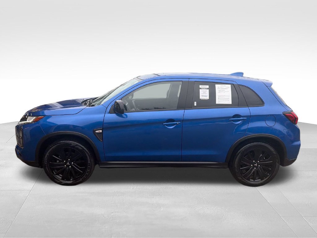 Used 2026 Mitsubishi Outlander Sport LE AWD/4WD image 2