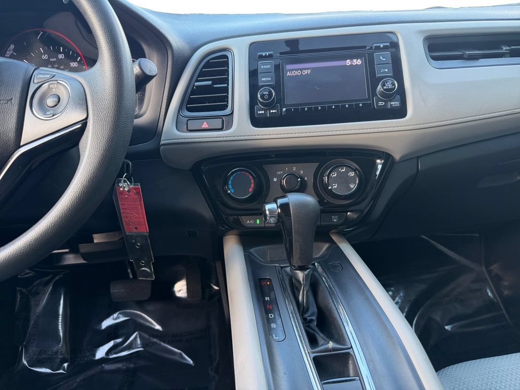 Used 2021 Honda HR-V LX image 11