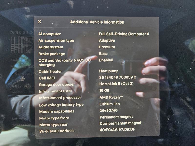 Used 2023 Tesla Model S Plaid AWD/4WD image 3