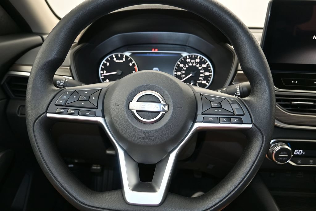 New 2026 Nissan Altima 2.5 SV w/ SV Special Edition Package FWD image 13