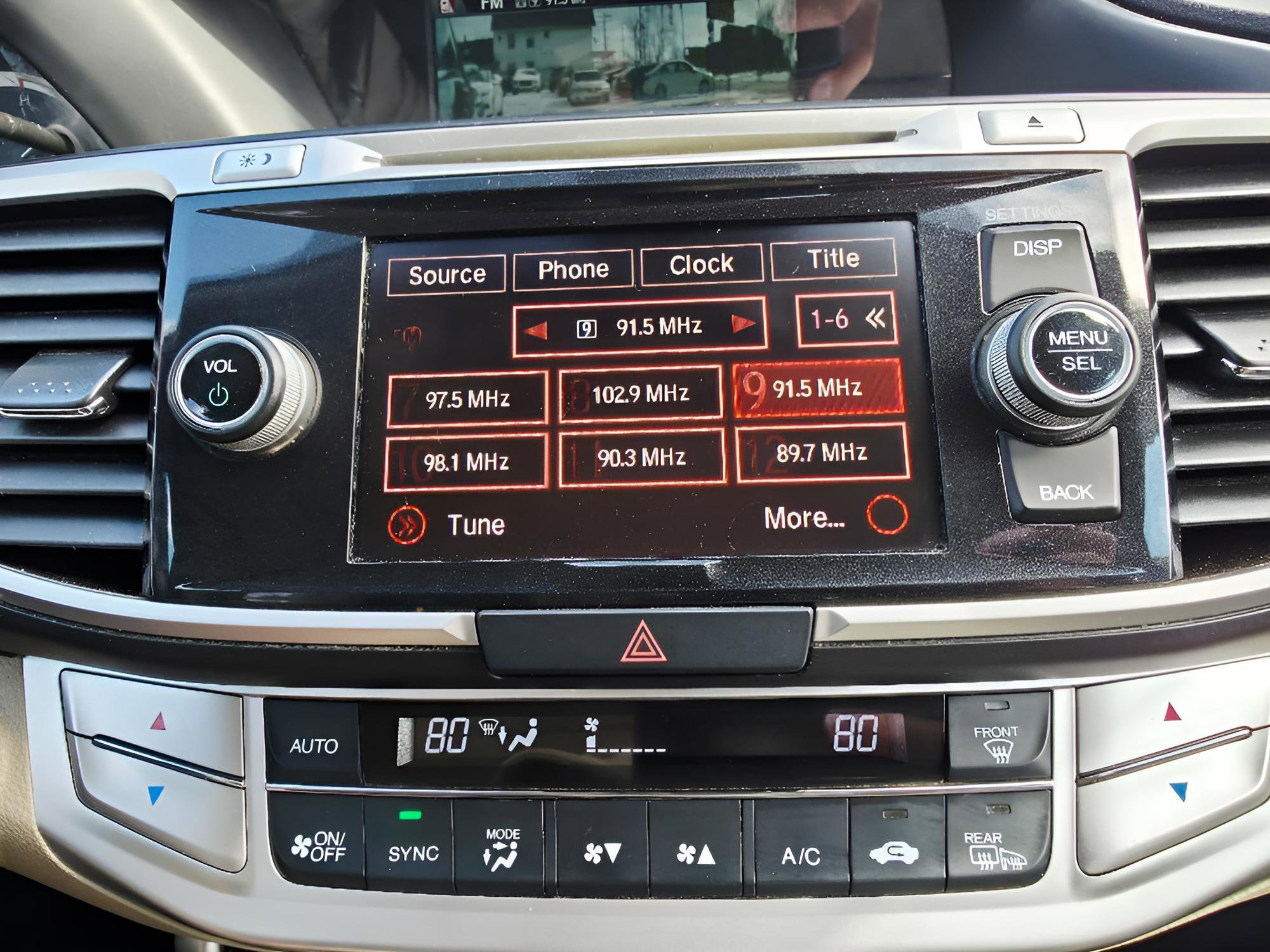 Used 2015 Honda Accord EX-L image 31
