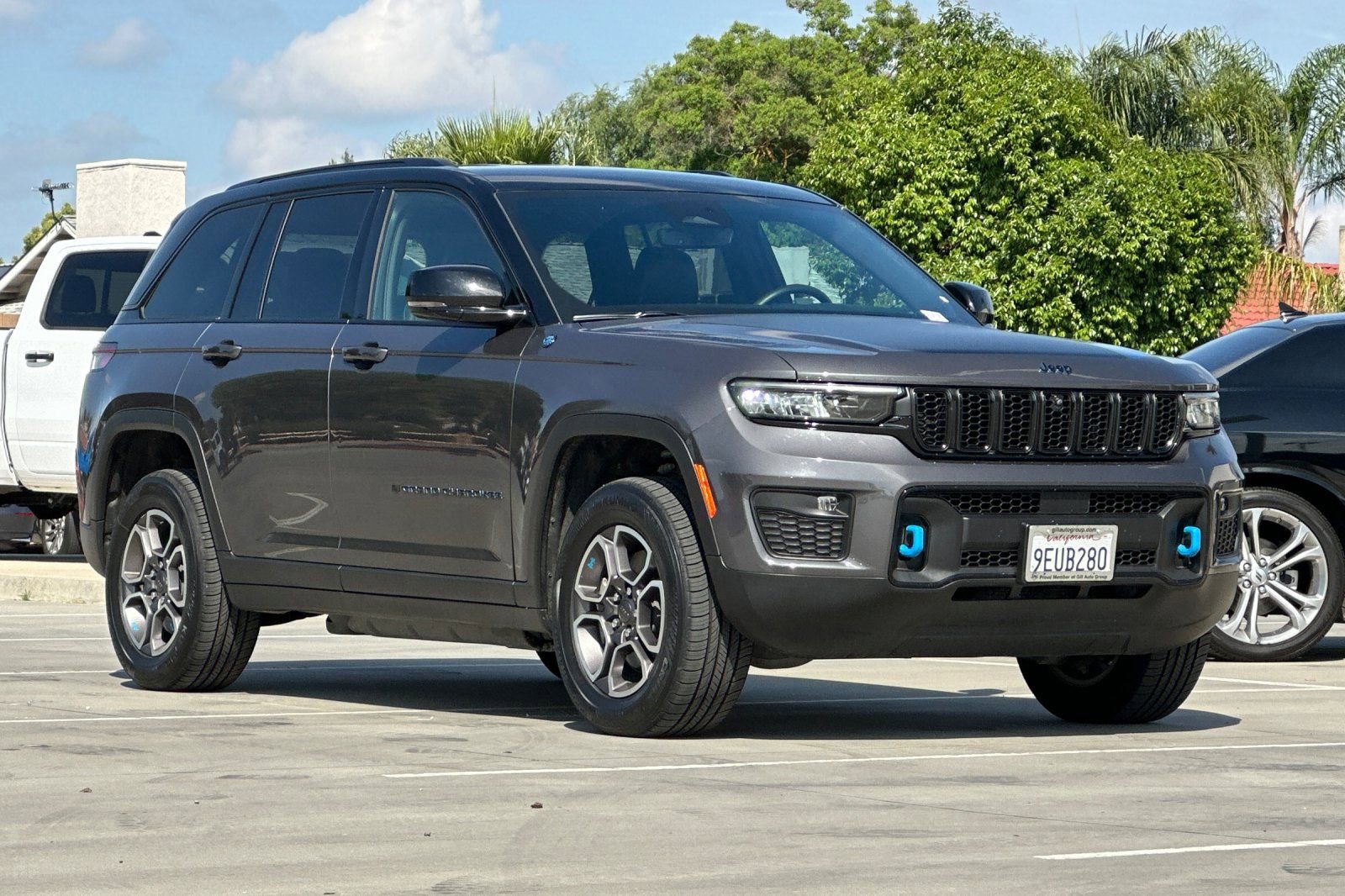 Used 2022 Jeep Grand Cherokee Trailhawk AWD/4WD image 8