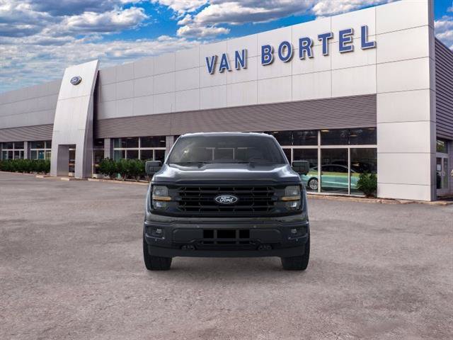 New 2026 Ford F150 XLT w/ Equipment Group 302A MID AWD/4WD image 24