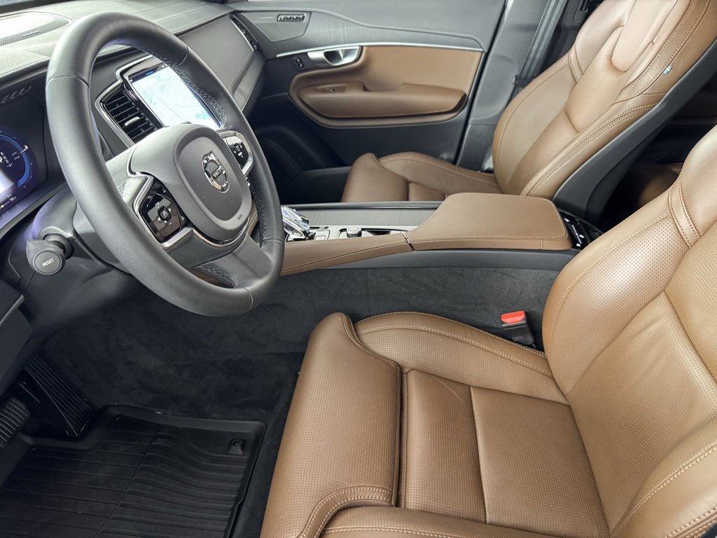 Certified 2024 Volvo XC90 T8 Ultimate w/ Protection Package Premier image 18