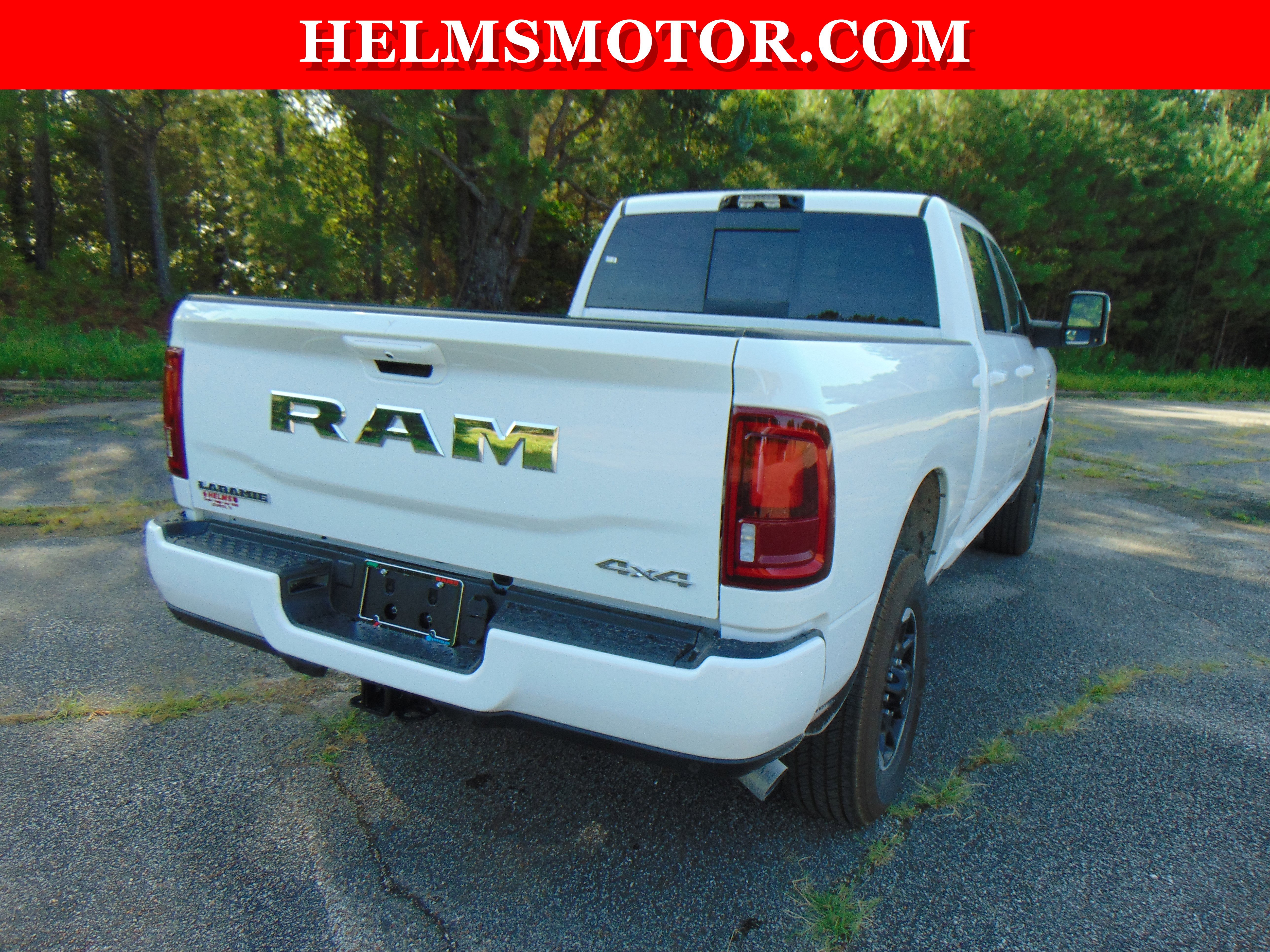 New 2025 RAM 2500 Laramie AWD/4WD image 14