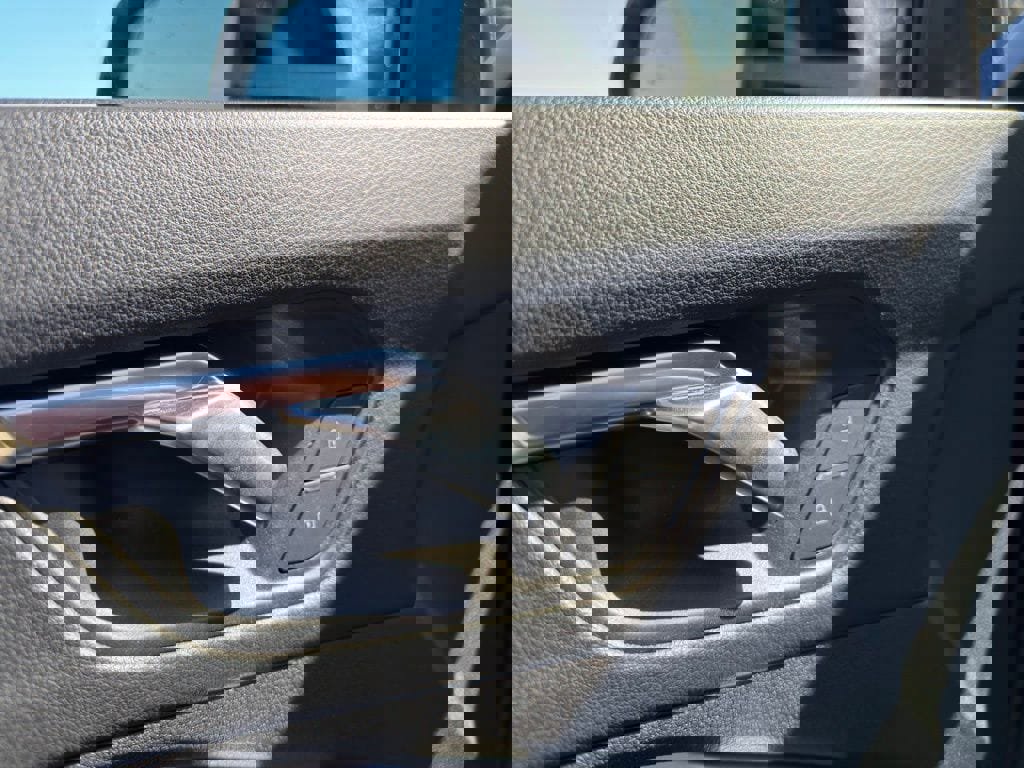 Used 2022 Audi Q3 2.0T Premium Plus image 11