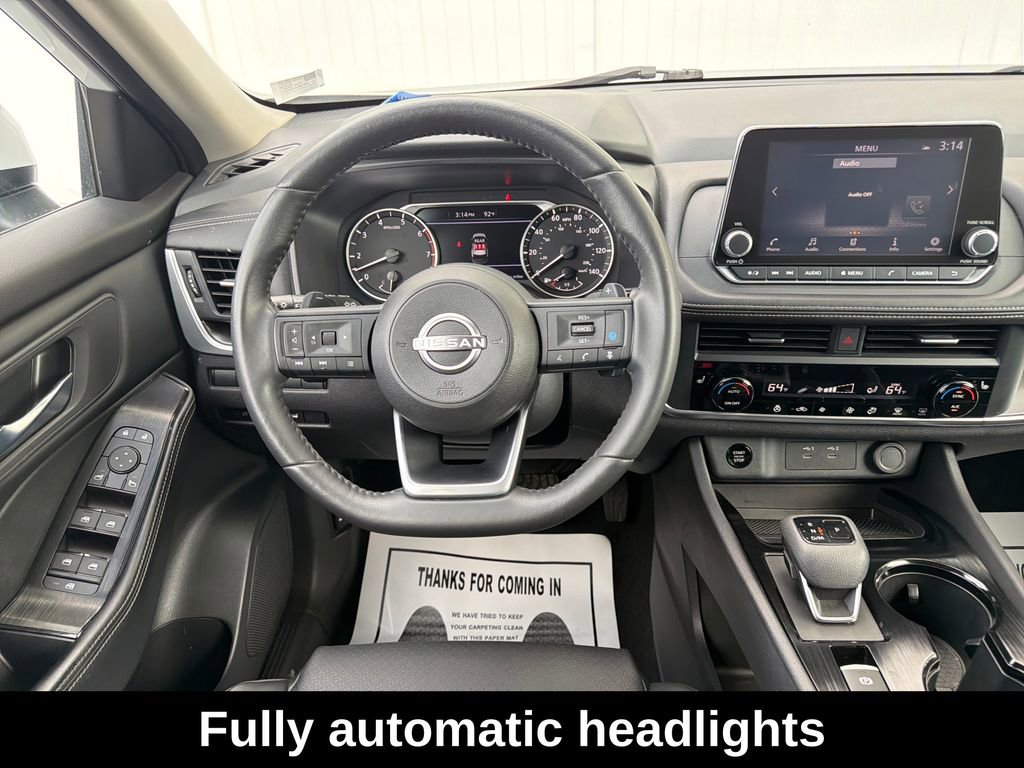 Used 2024 Nissan Rogue SV w/ SV Premium Package image 17