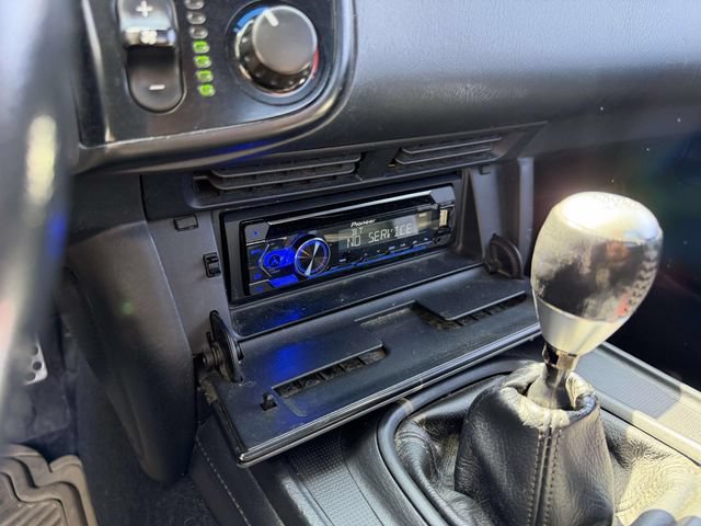 Used 2005 Honda S2000 image 23
