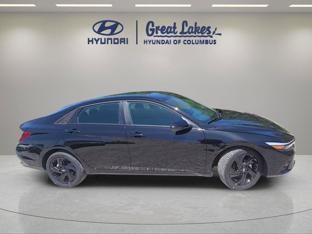 New 2026 Hyundai Elantra Sport FWD image 7