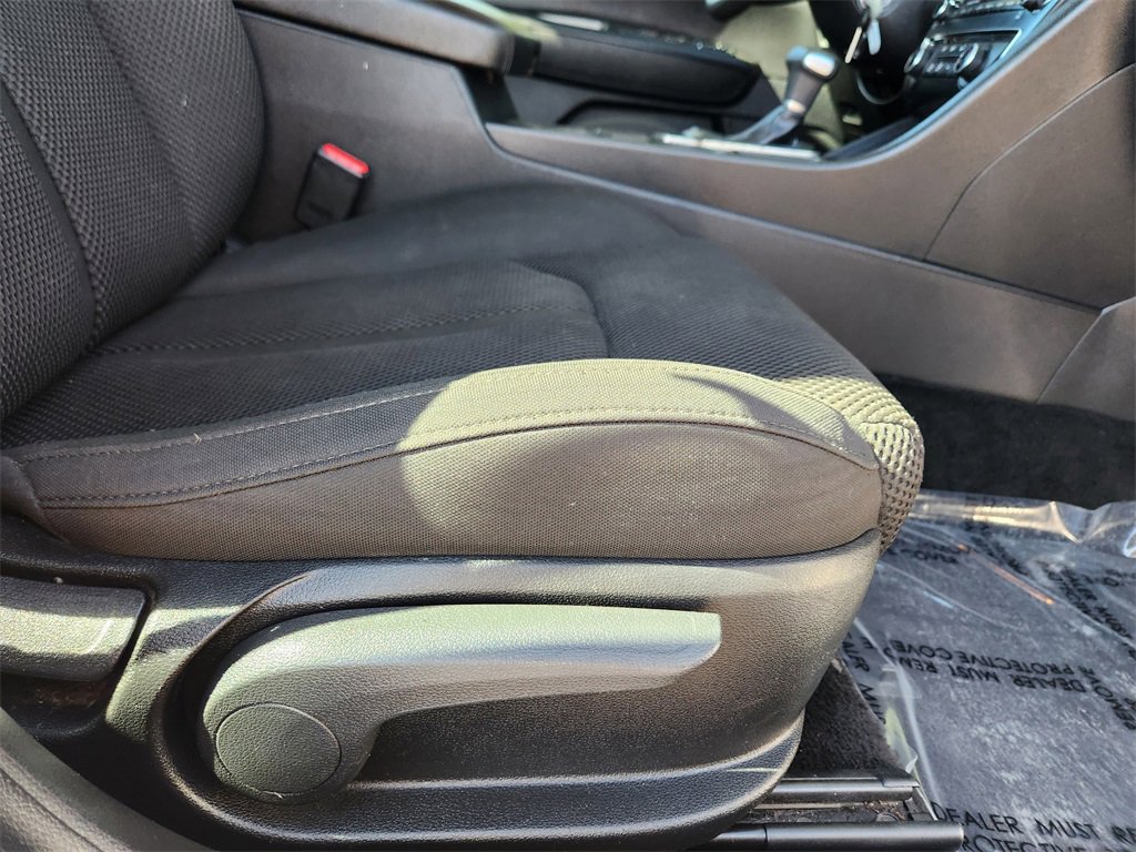 Used 2020 Kia Optima LX image 25