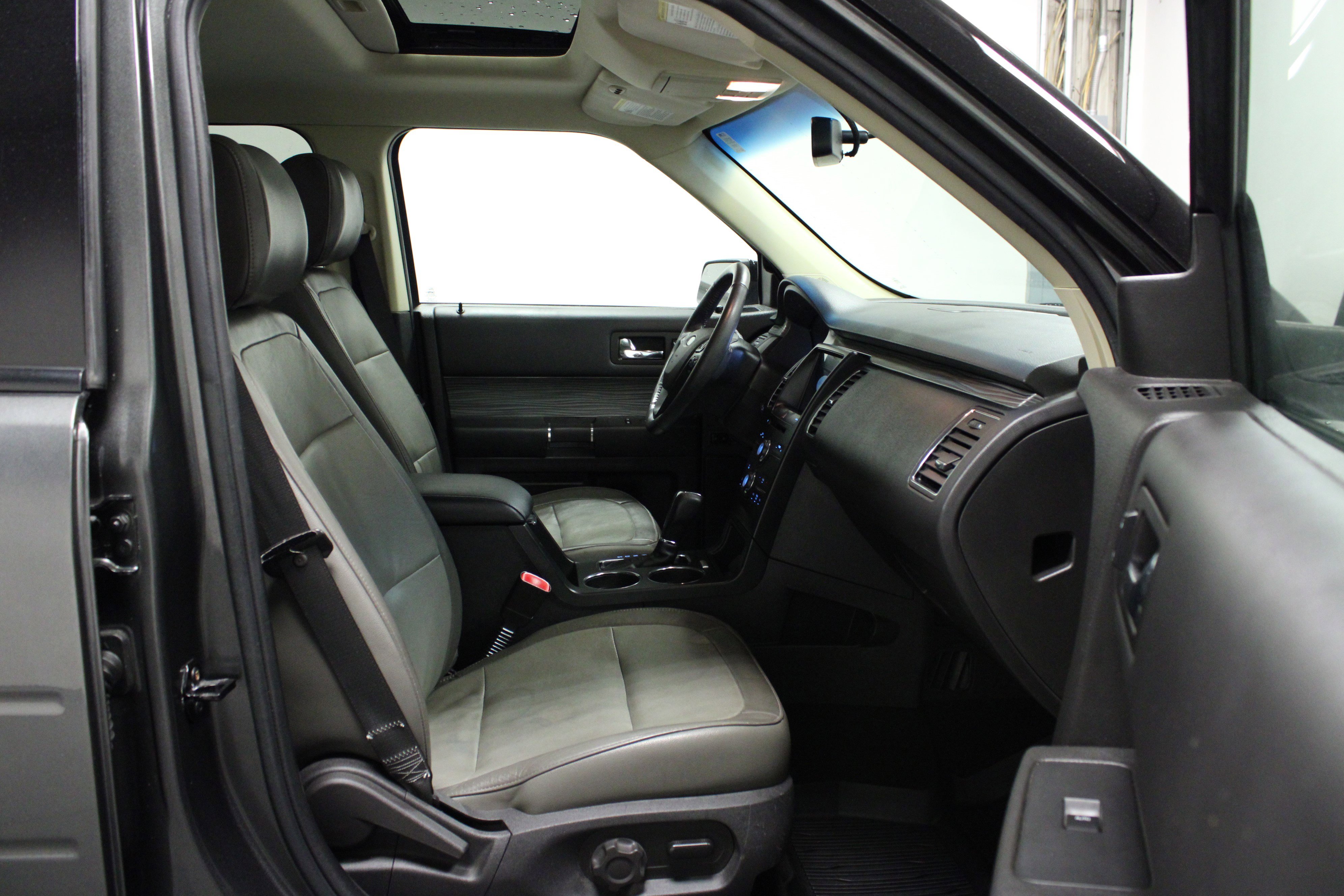 Used 2019 Ford Flex SEL w/ Equipment Group 202A image 17