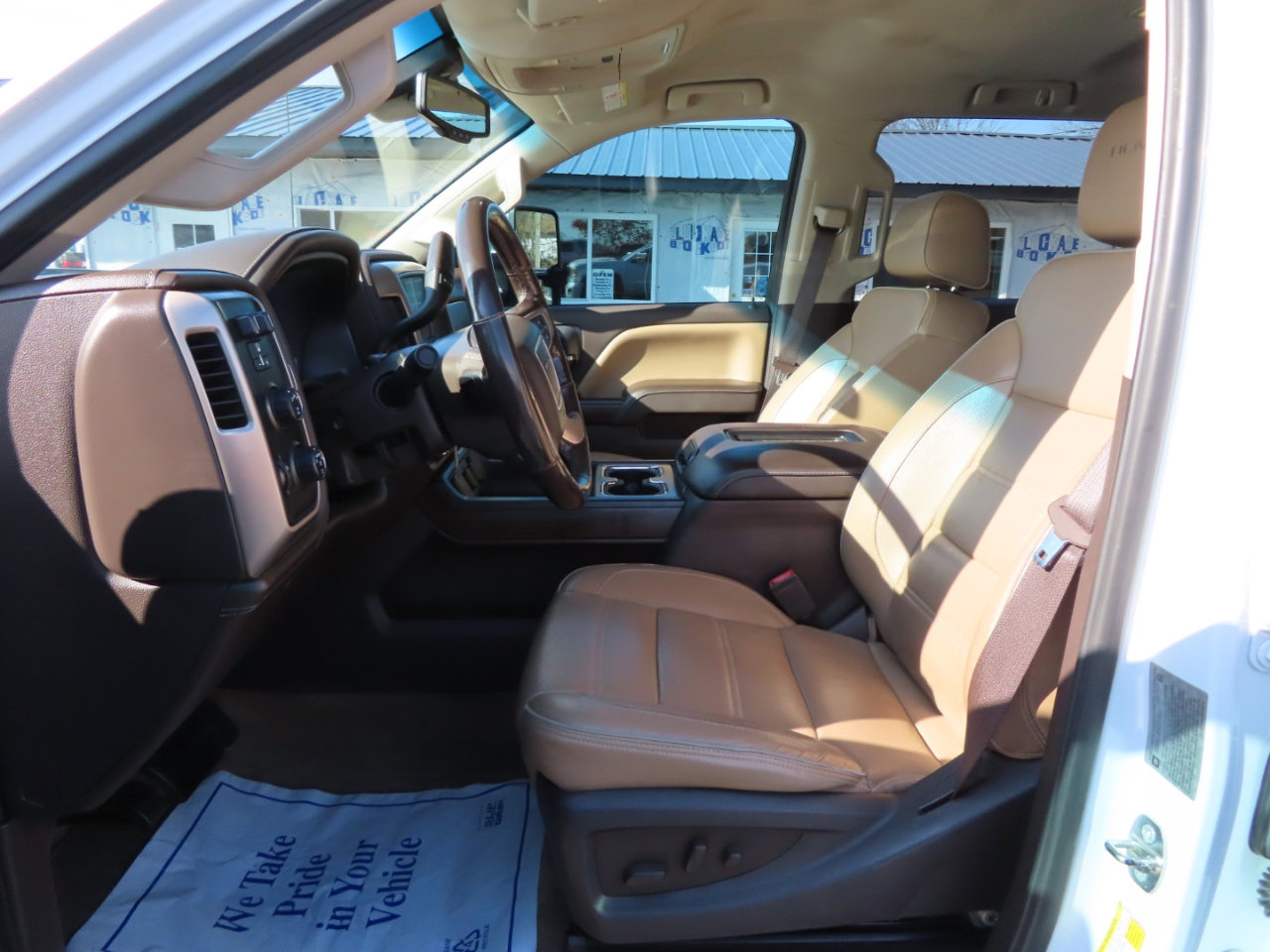 Used 2018 GMC Sierra 3500 Denali w/ Duramax Plus Package image 32