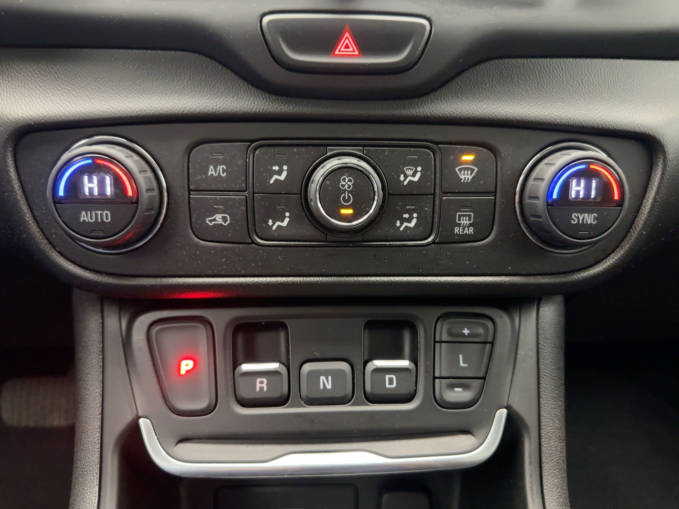 Used 2020 GMC Terrain SLE w/ Driver Convenience Package image 18