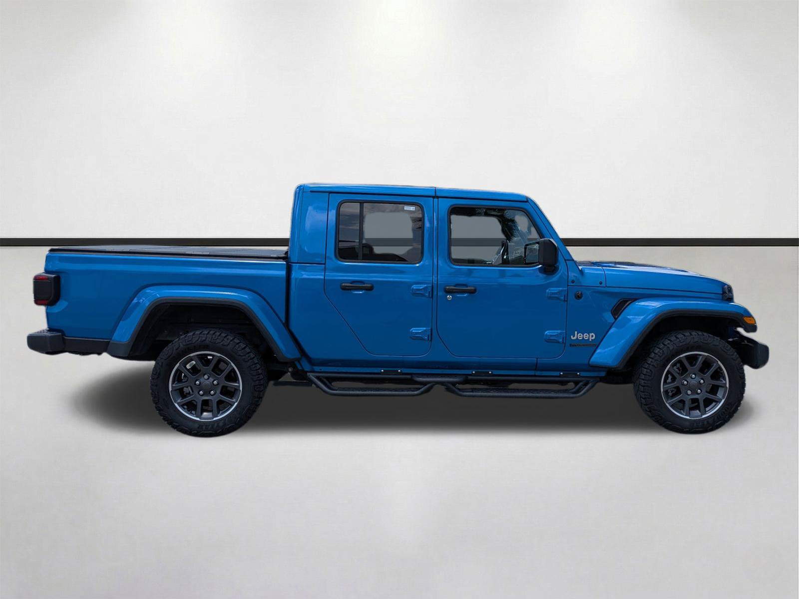 Used 2021 Jeep Gladiator Overland w/ Popular Equipment Package AWD/4WD image 3