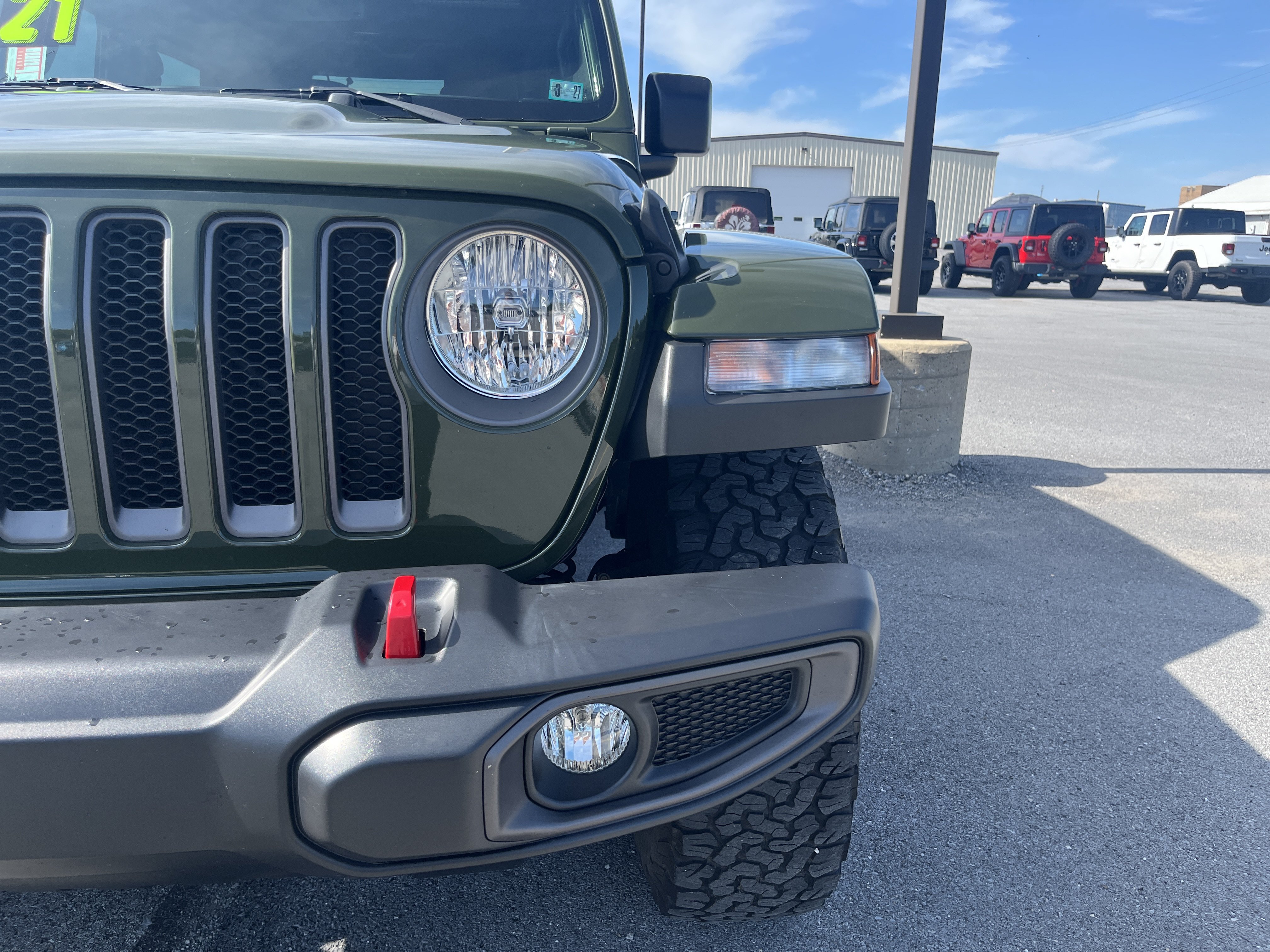 Used 2021 Jeep Wrangler Rubicon AWD/4WD image 9