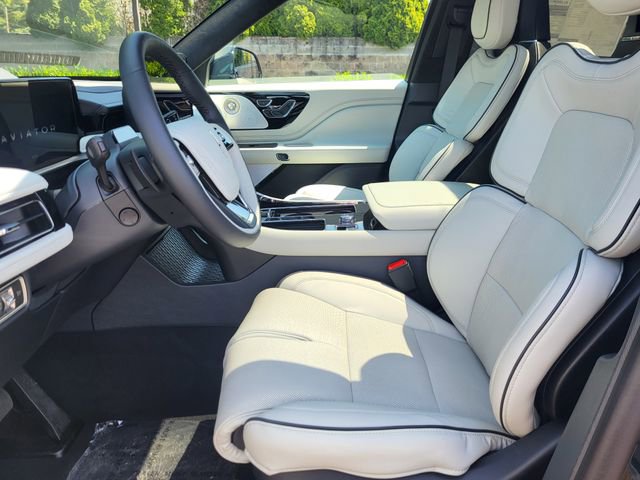 New 2025 Lincoln Aviator Black Label image 12