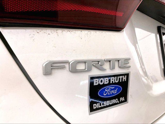 Used 2024 Kia Forte LXS FWD image 13