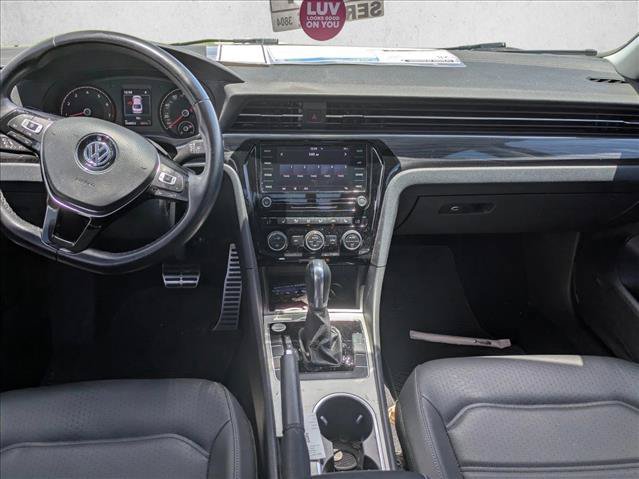 Used 2020 Volkswagen Passat 2.0T R-Line FWD image 9