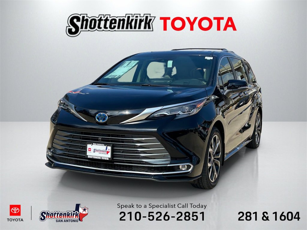 New 2025 Toyota Sienna Platinum
