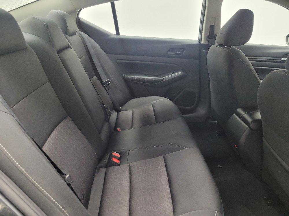 Used 2024 Nissan Altima 2.5 SV image 19