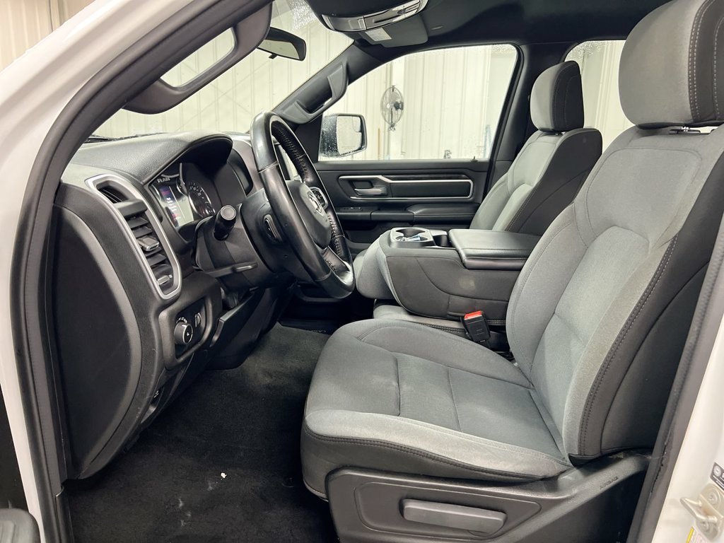 Used 2023 RAM 1500 Big Horn AWD/4WD image 18