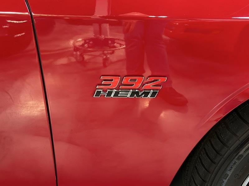 Used 2013 Dodge Challenger SRT8 w/ Harman Kardon Audio Group RWD image 19