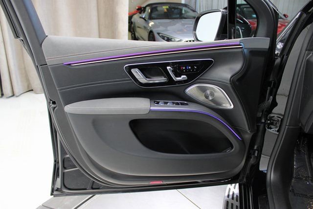 Used 2023 Mercedes-Benz EQS 450+ 4MATIC SUV image 40