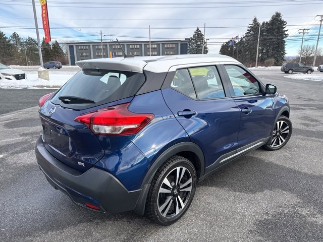 Used 2018 Nissan Kicks SR w/ Premium Package image 4