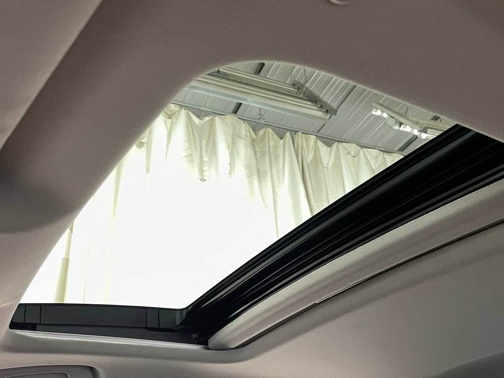 Used 2024 Honda Accord Touring image 24